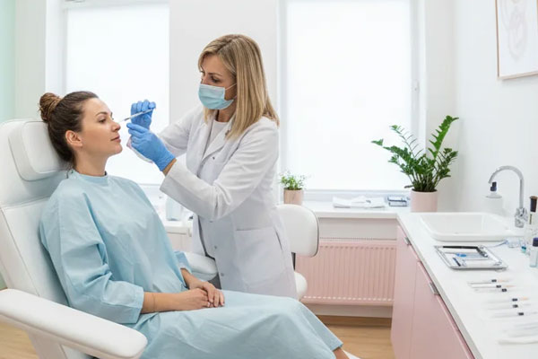 انتخاب کلینیک معتبر بینی